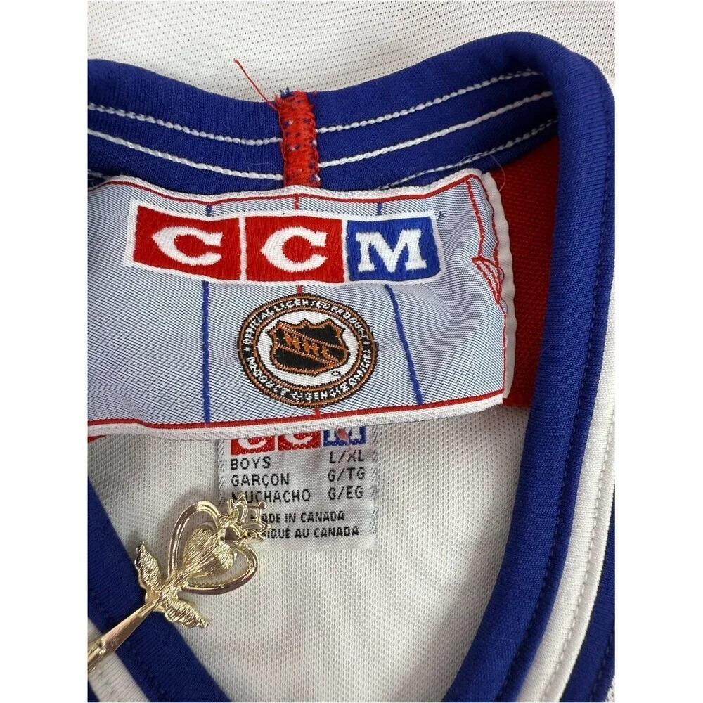 CCM jersey White Red & Blue Montreal Canadiens Youth Hockey Jersey